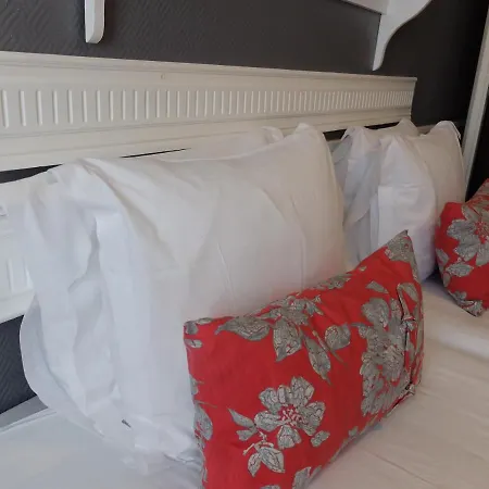 Aux Temps D'Em Hotel