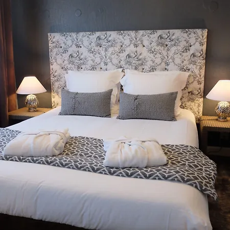 Aux Temps D'em Hotel 3*